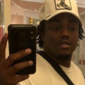 Meet your Posher, Dewayne